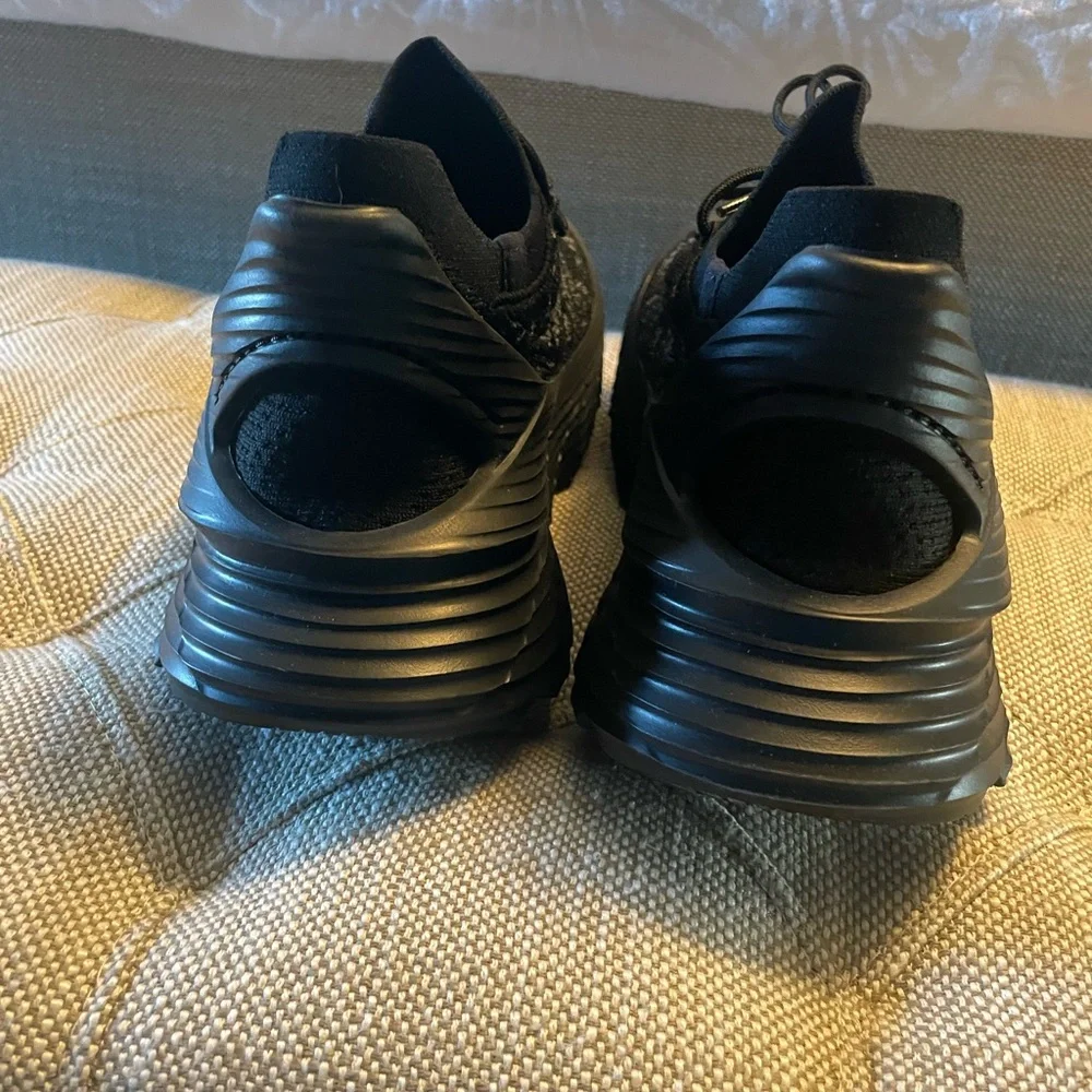 Hoka One One Black Sneakers, never been worn. - Picture 4 of 6